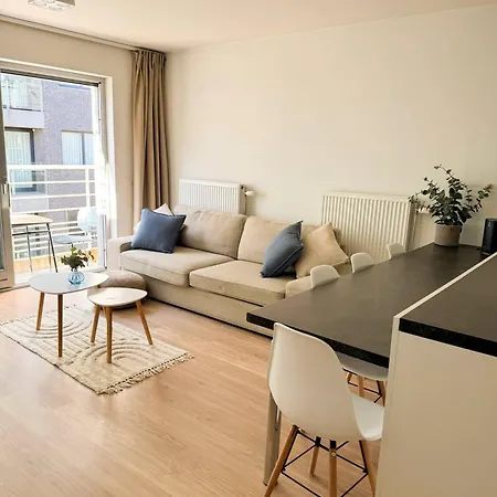 Apartment Jeej- Near The *
